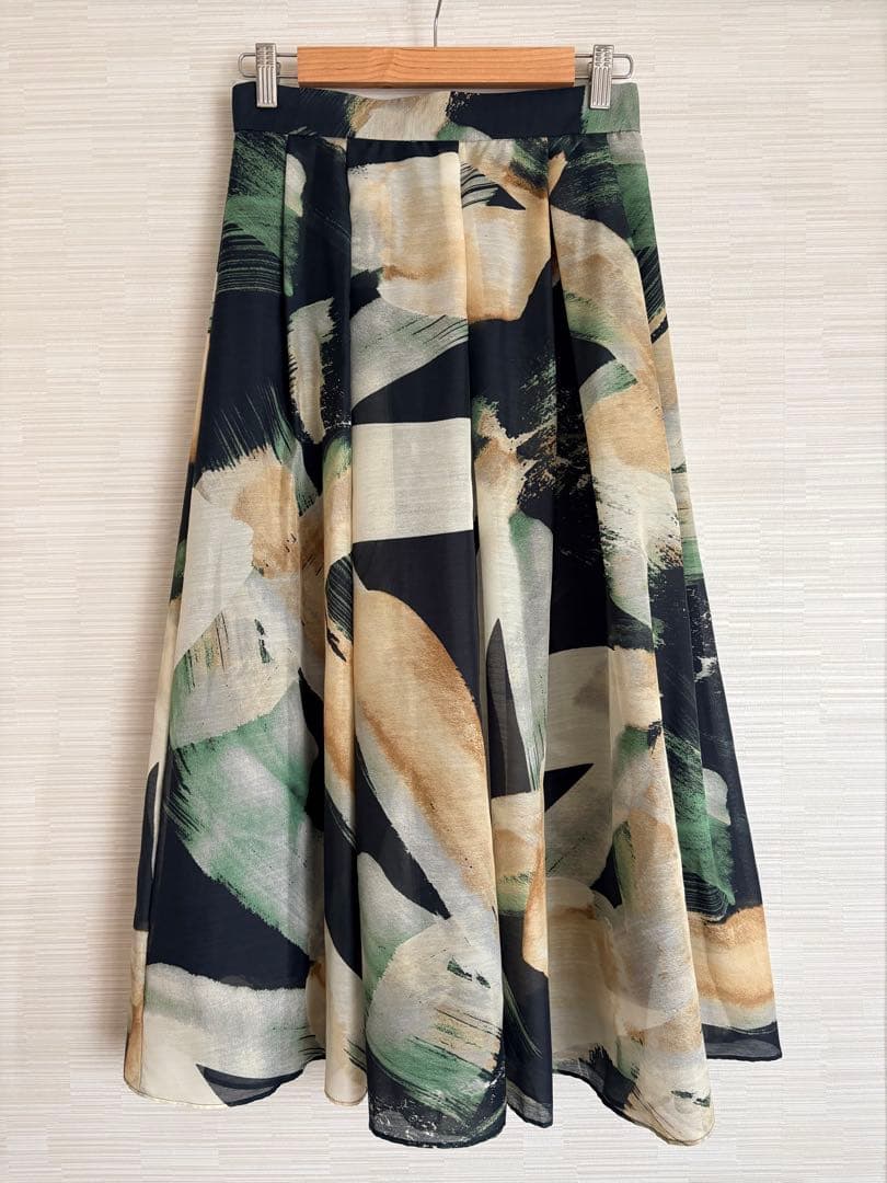 24年試着のみ美品2.4万円NOBLEフレアスカート36