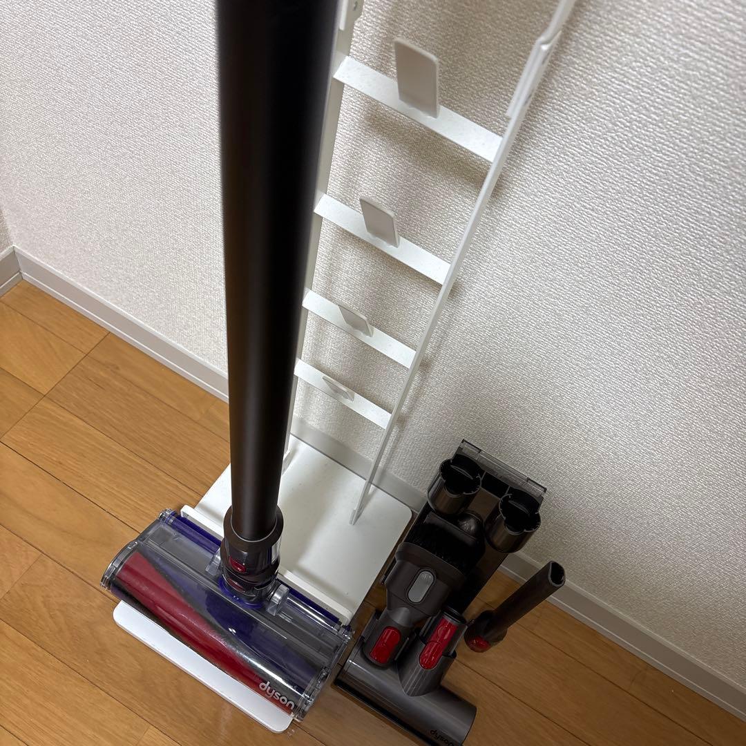 ダイソン Dyson SV12V10 サイクロン式コードレス掃除＋スタンドおまけ