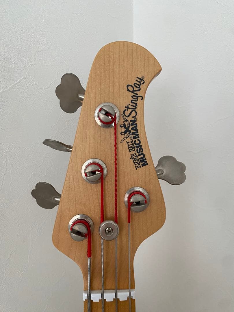 Music Man ミュージックマン　スティングレイ　ベース
