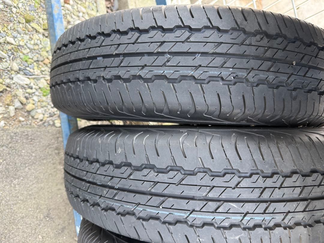 195/80R15 4本　新車外し