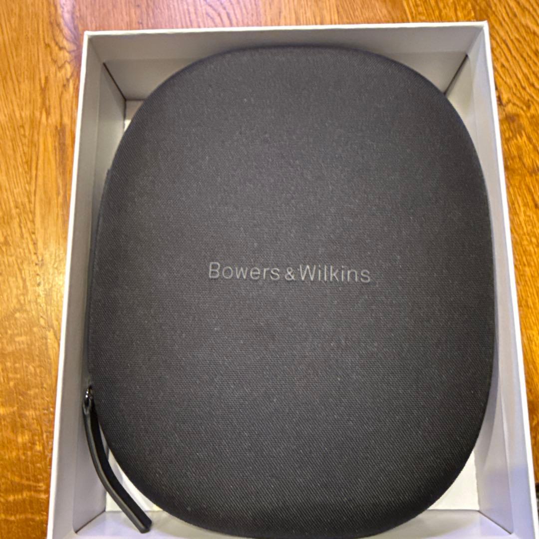 Bowers & Wilkins Px8 ワイヤレスヘッドフォン