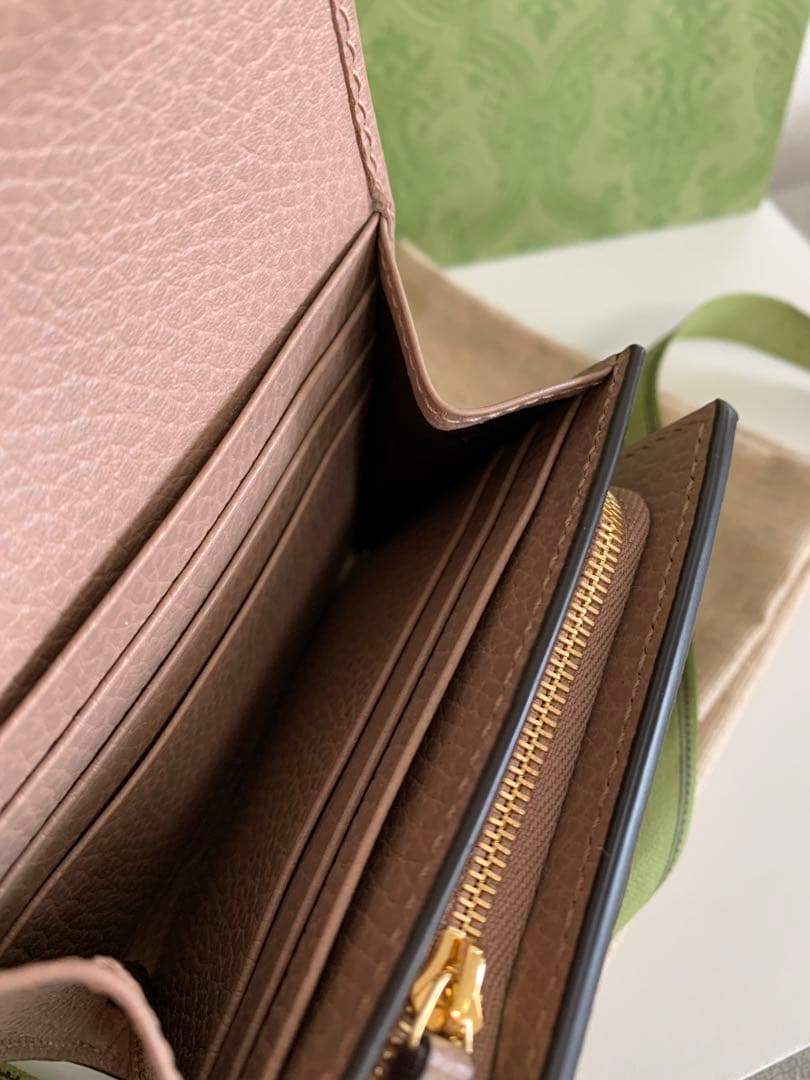 ✨新品未使用・箱付き✨　GUCCI ミニ財布　マーモントGGロゴxピンクベージュ
