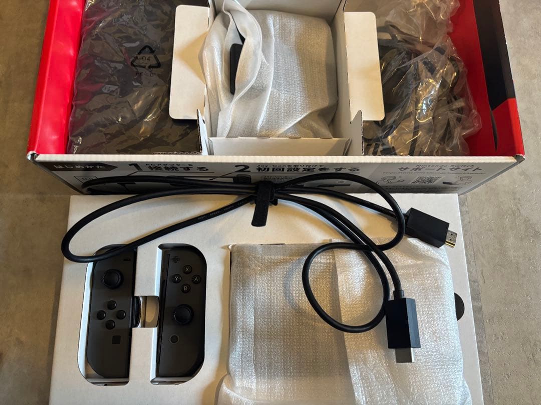 Nintendo Switch 本体 + ポケモンレジェンズ等