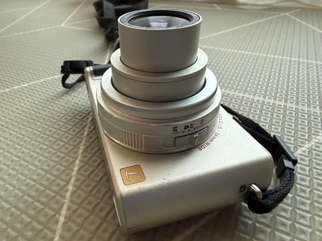 動作確認済　Panasonic LUMIX DMC-LX3 シルバー　デジカメ