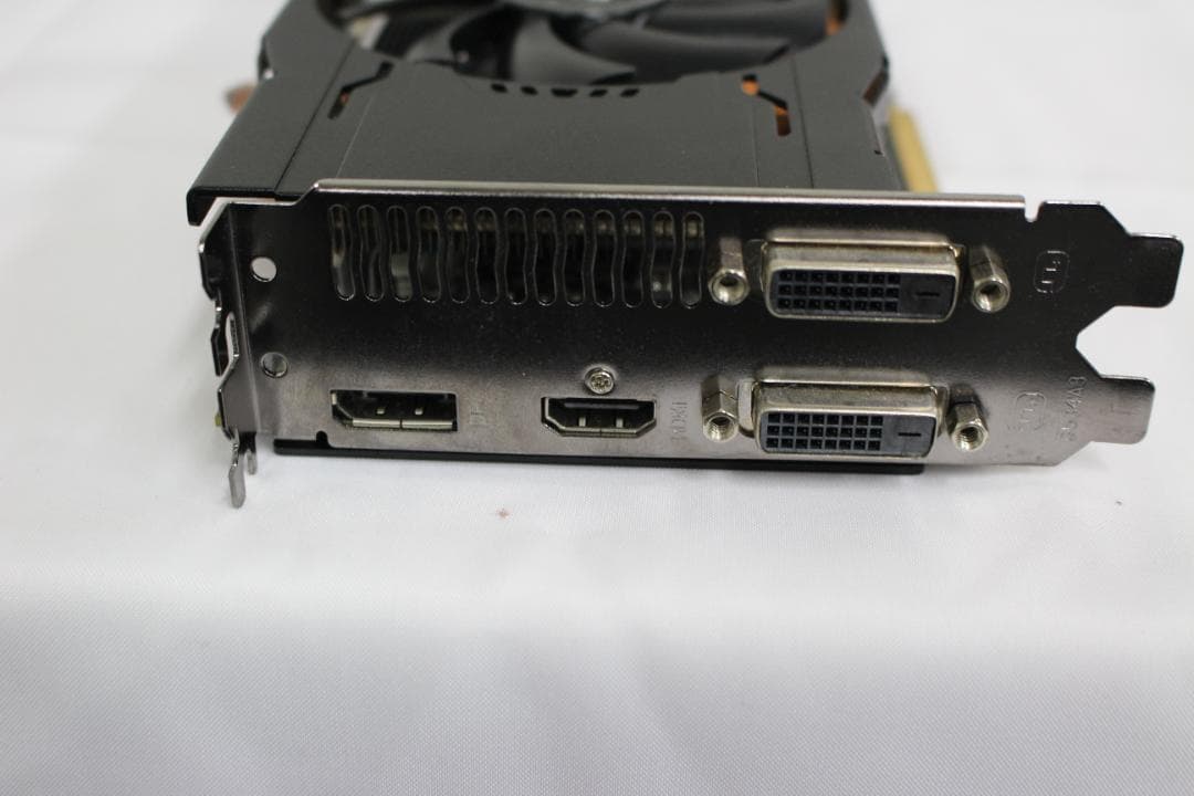 【動作確認済】AMD Radeon R9 390 8GB グラフィックボード ①