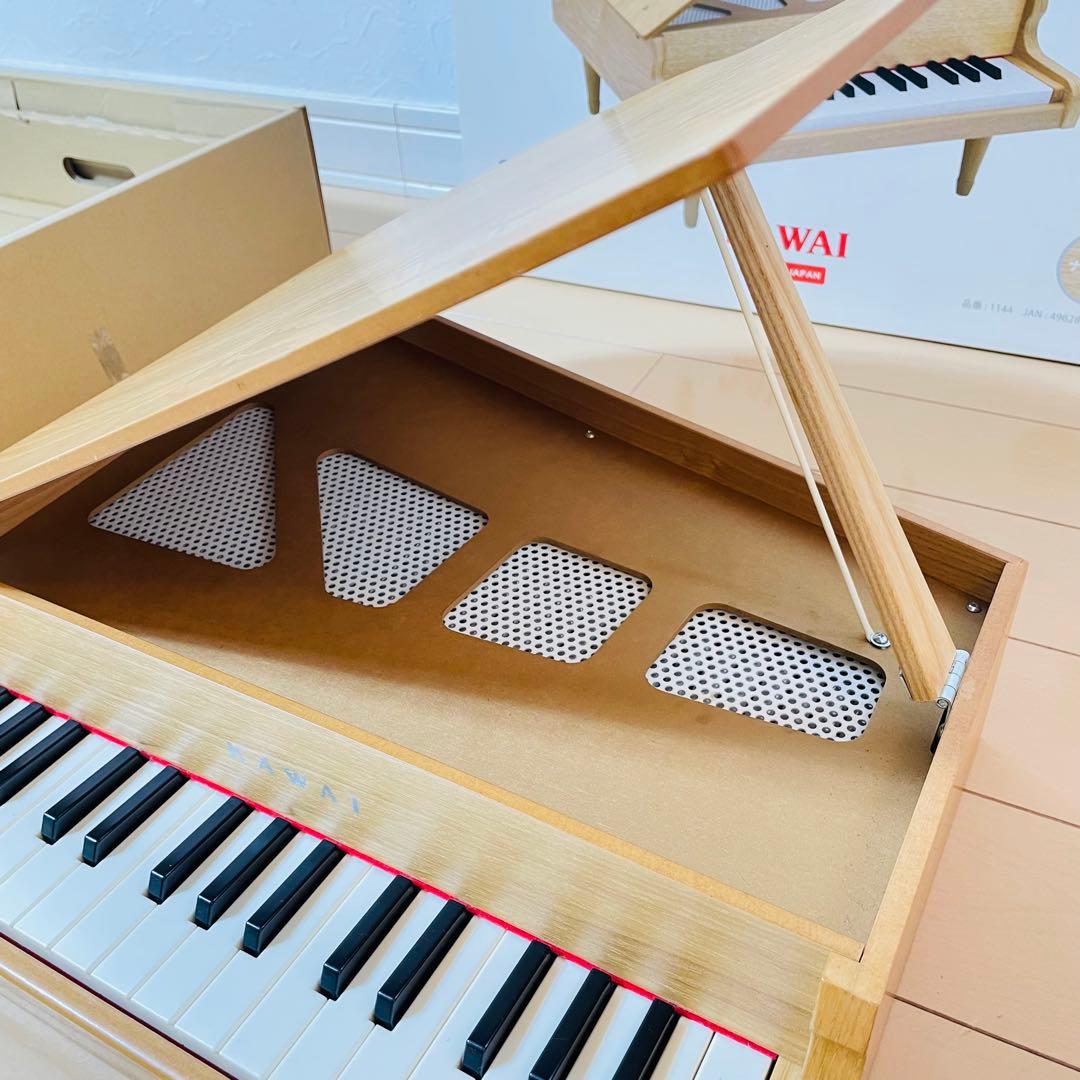 【新品同様品】KAWAI カワイミニピアノ 1144 グランドピアノ ナチュラル