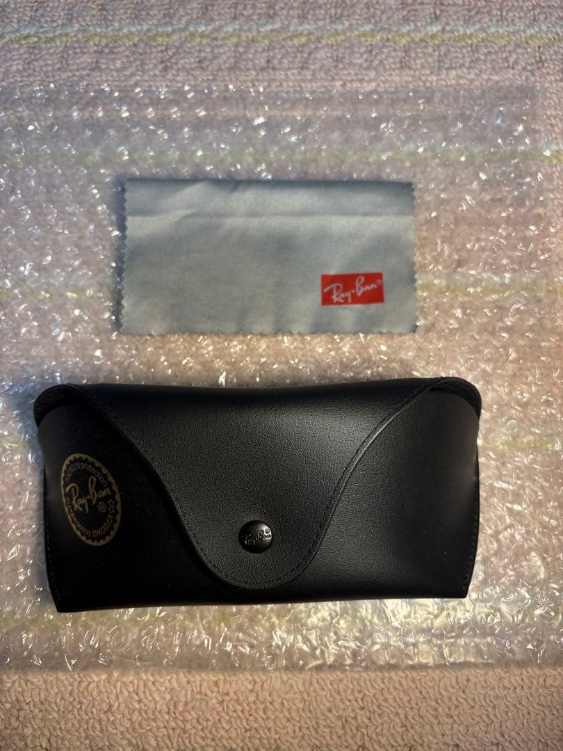 ま*ん様 Ray Ban RB3183