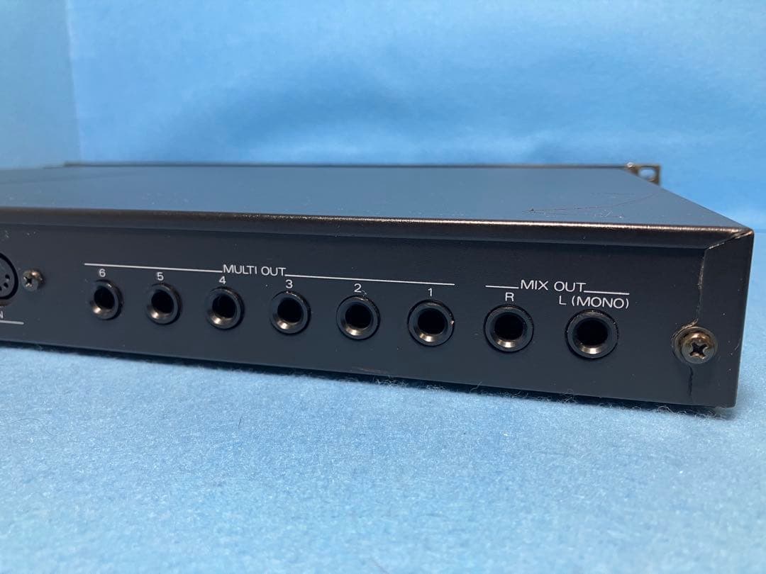 Roland U-110 音源モジュール