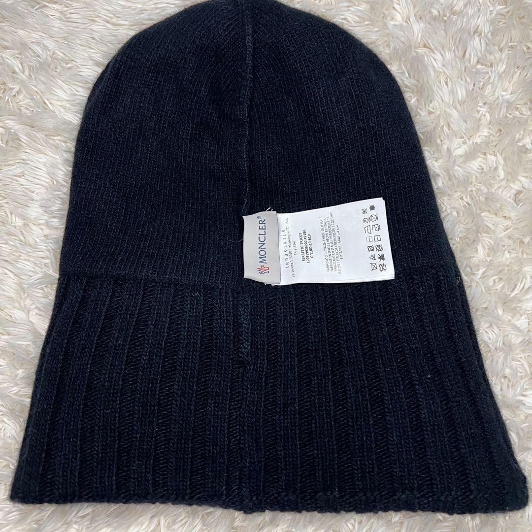 【美品】MONCLER ニット帽 ワッペン デカロゴ ビーニー