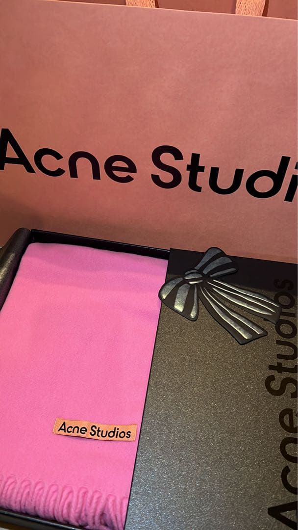 Acne Studios アクネ マフラー