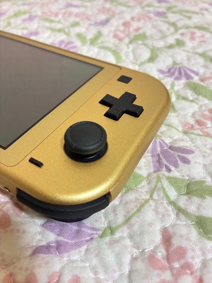 【美品】Nintendo Switch Lite ハイラルエディション