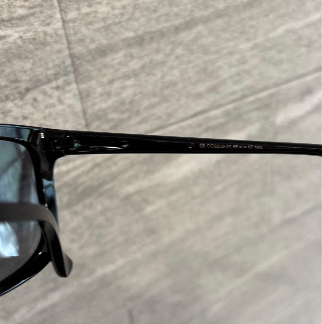 【美品】　オークリー　OO9232（OAKLEY）