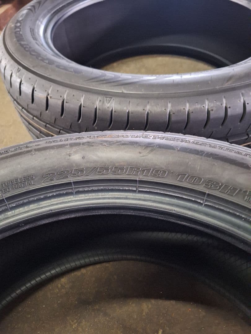 225/55R19 アルファード 新車外しタイヤ 4本セット ダンロップ