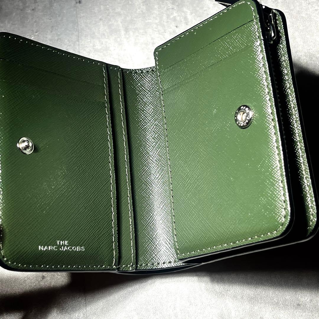 マークジェイコブス　スヌーピー✖️ピーナッツ　二つ折り財布　スナップショット