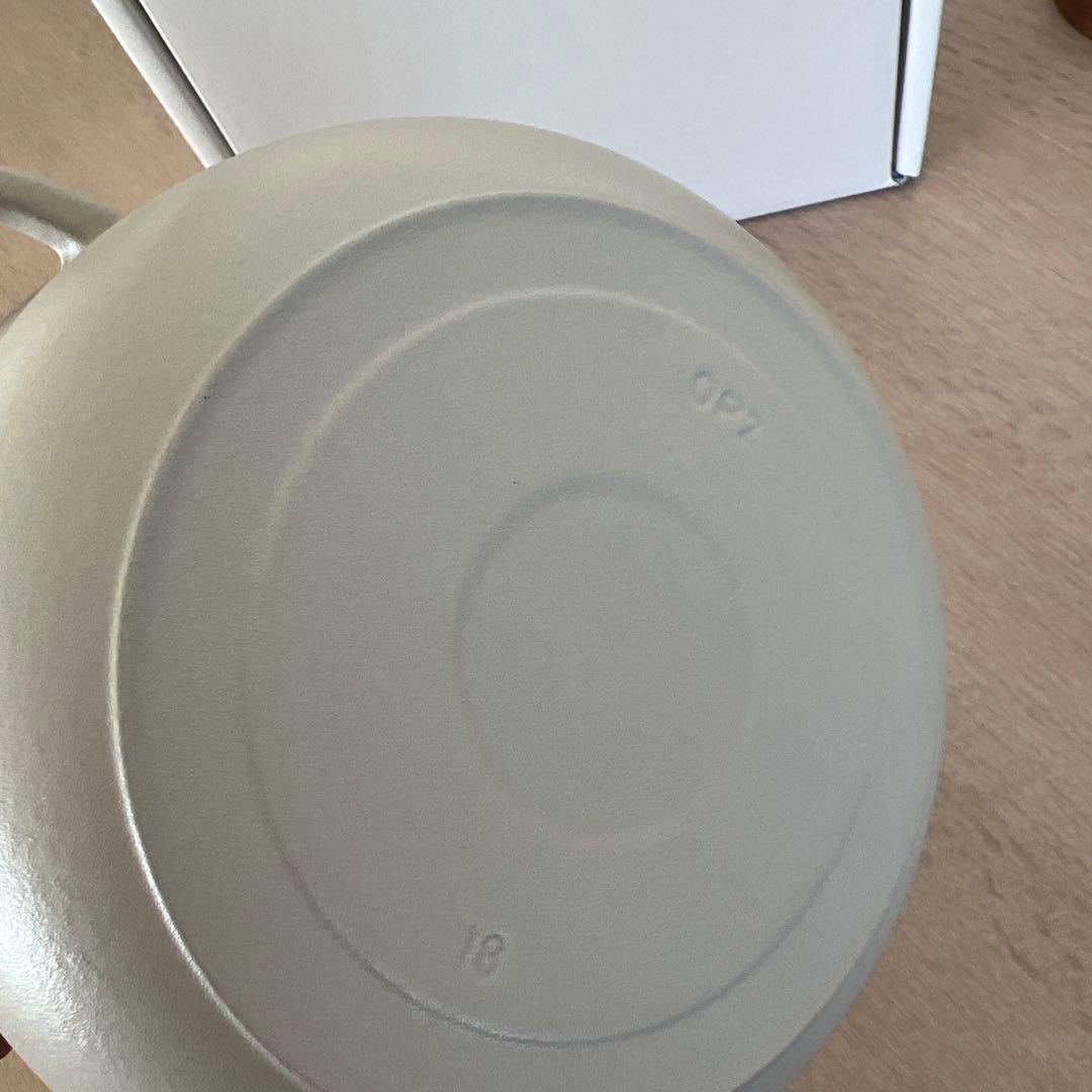 バーミキュラ　VERMICULAR Oven Pot 2 18センチ