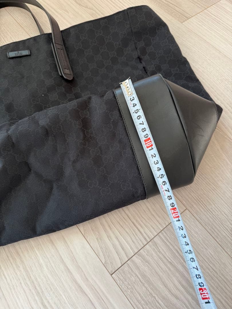 GUCCI グッチ GGナイロン トートバッグ ブラック 大容量