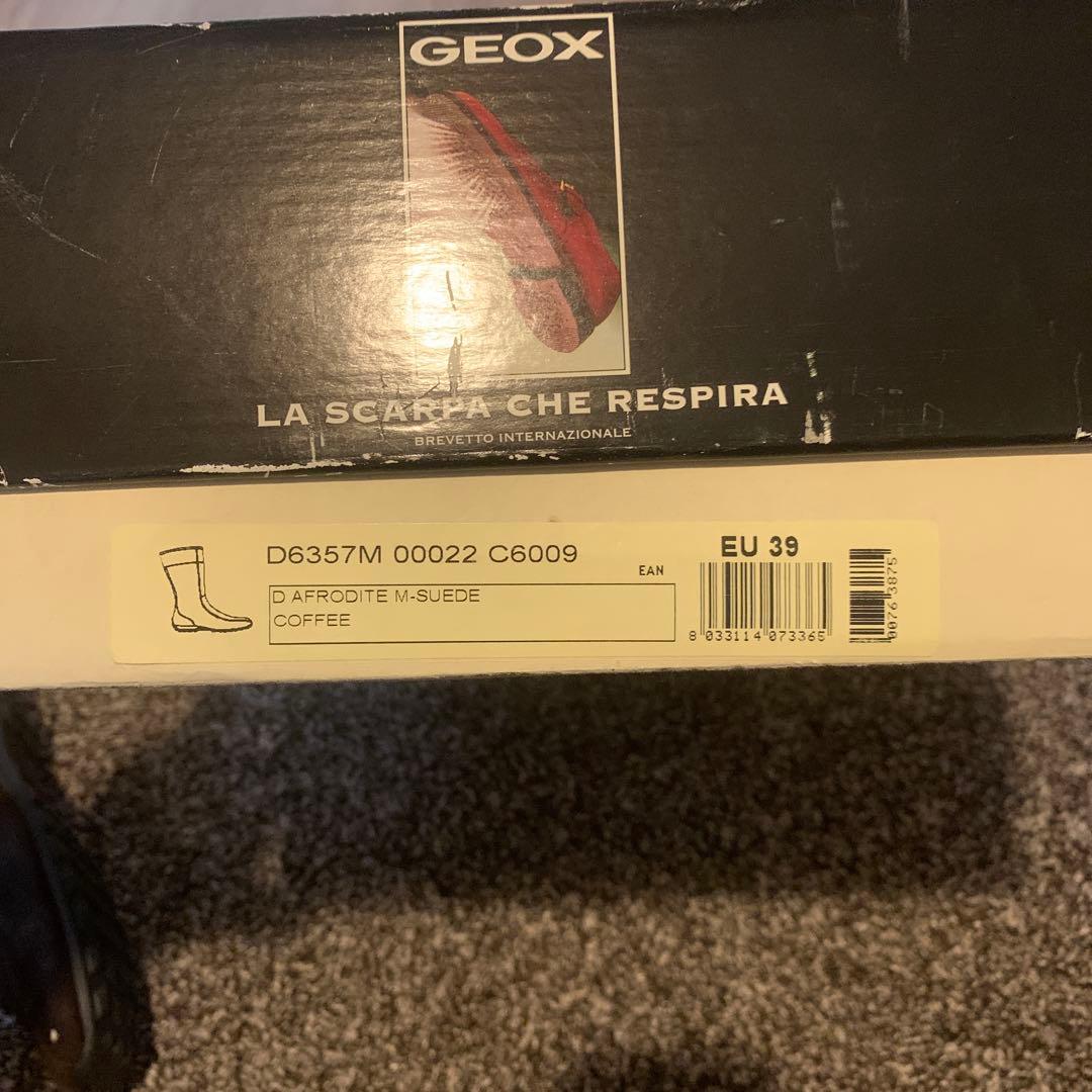 【新品未使用】GEOX ブラウン　スエード　ブーツ