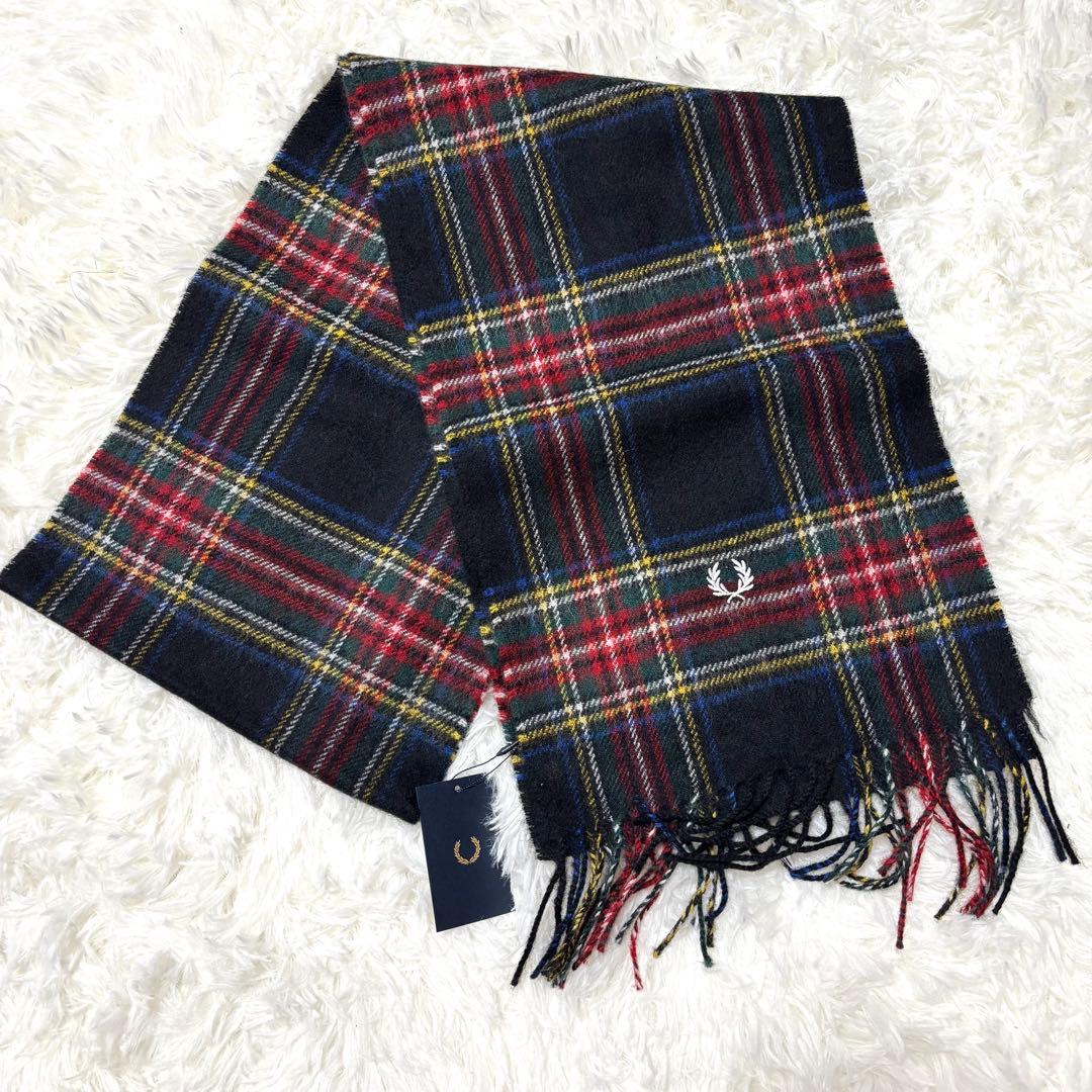 【新品】FRED PERRY ラムウールマフラー ネイビー タータンチェック柄