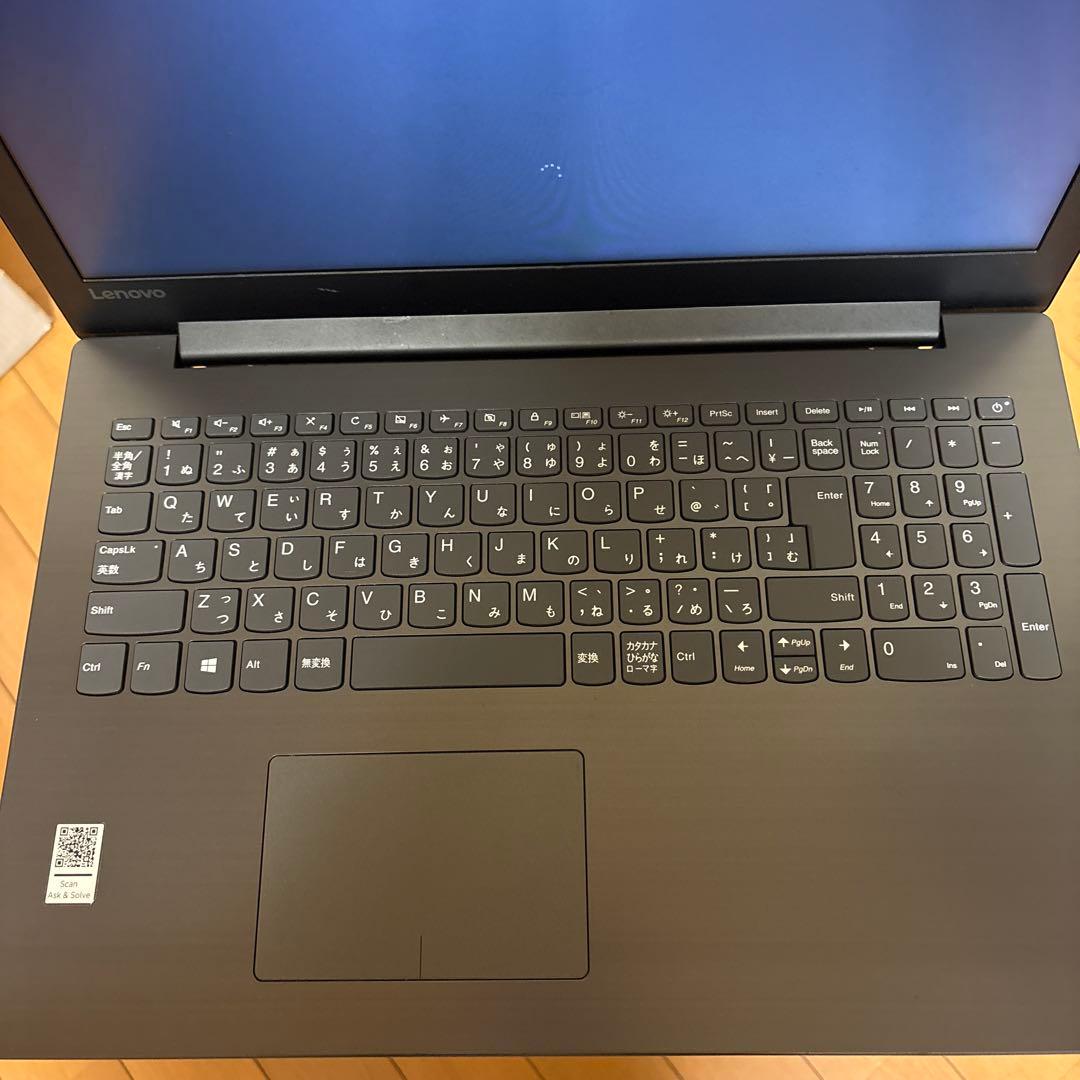 5年ほど前に購入したLenovoのノートパソコン（Windows）です。