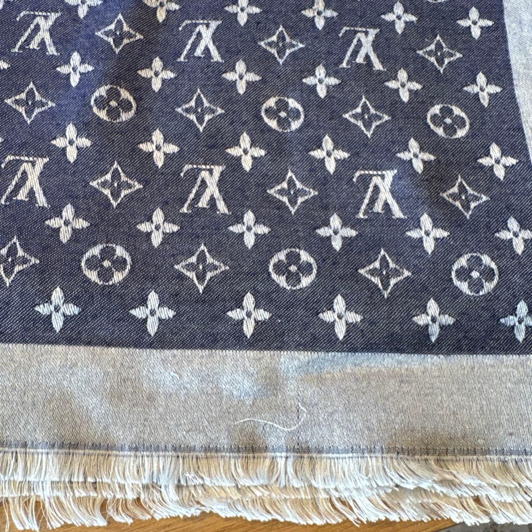 LOUIS VUITTON ネイビー ×シルバー　大判ストール