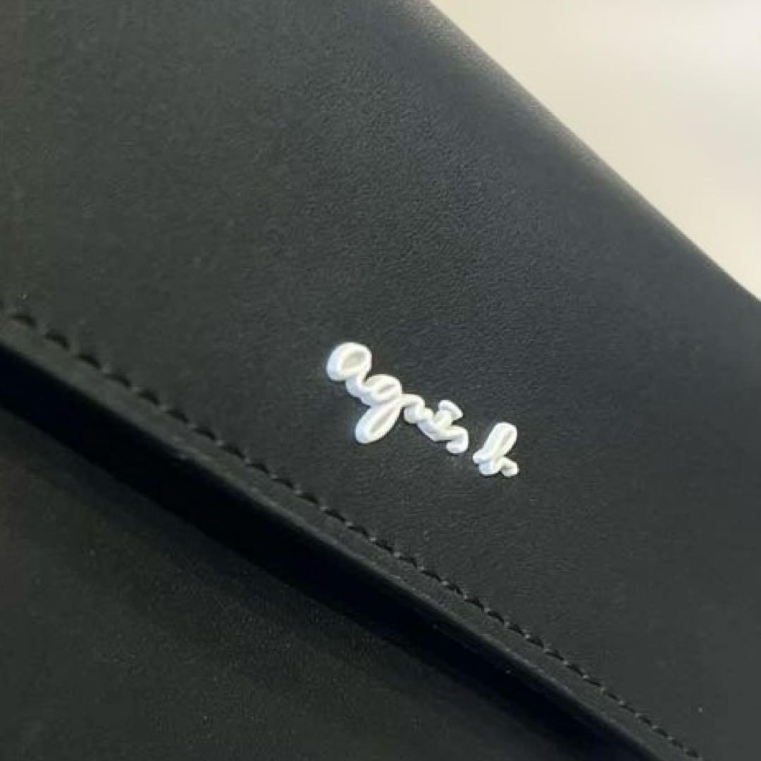 新品未使用✨アニエスベー　牛革　二つ折り財布　黒　シンプル　天然皮　ミニ財布