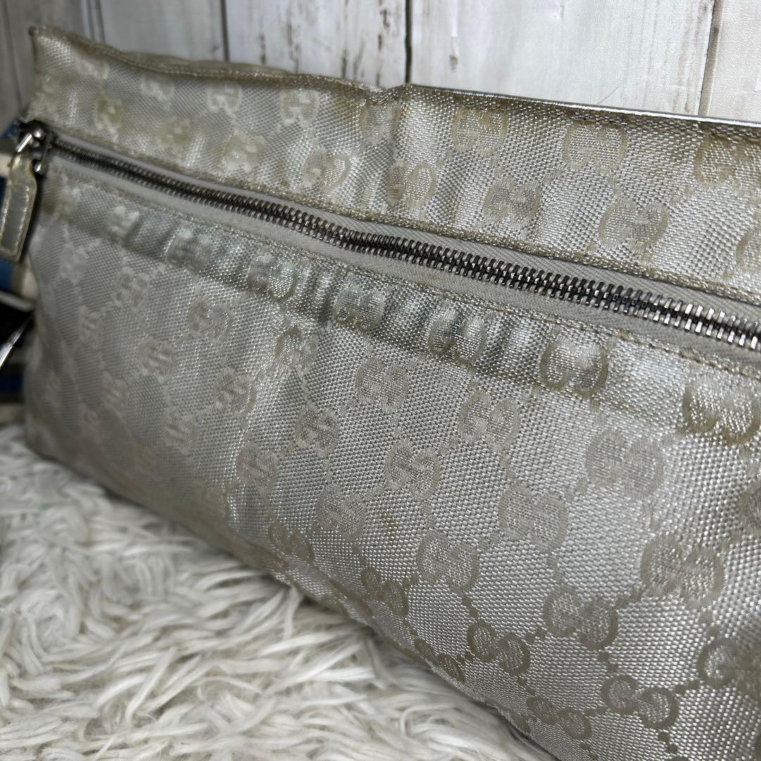 GUCCI シェリーライン　GGキャンバス ボディバッグ ウエストバッグ　銀