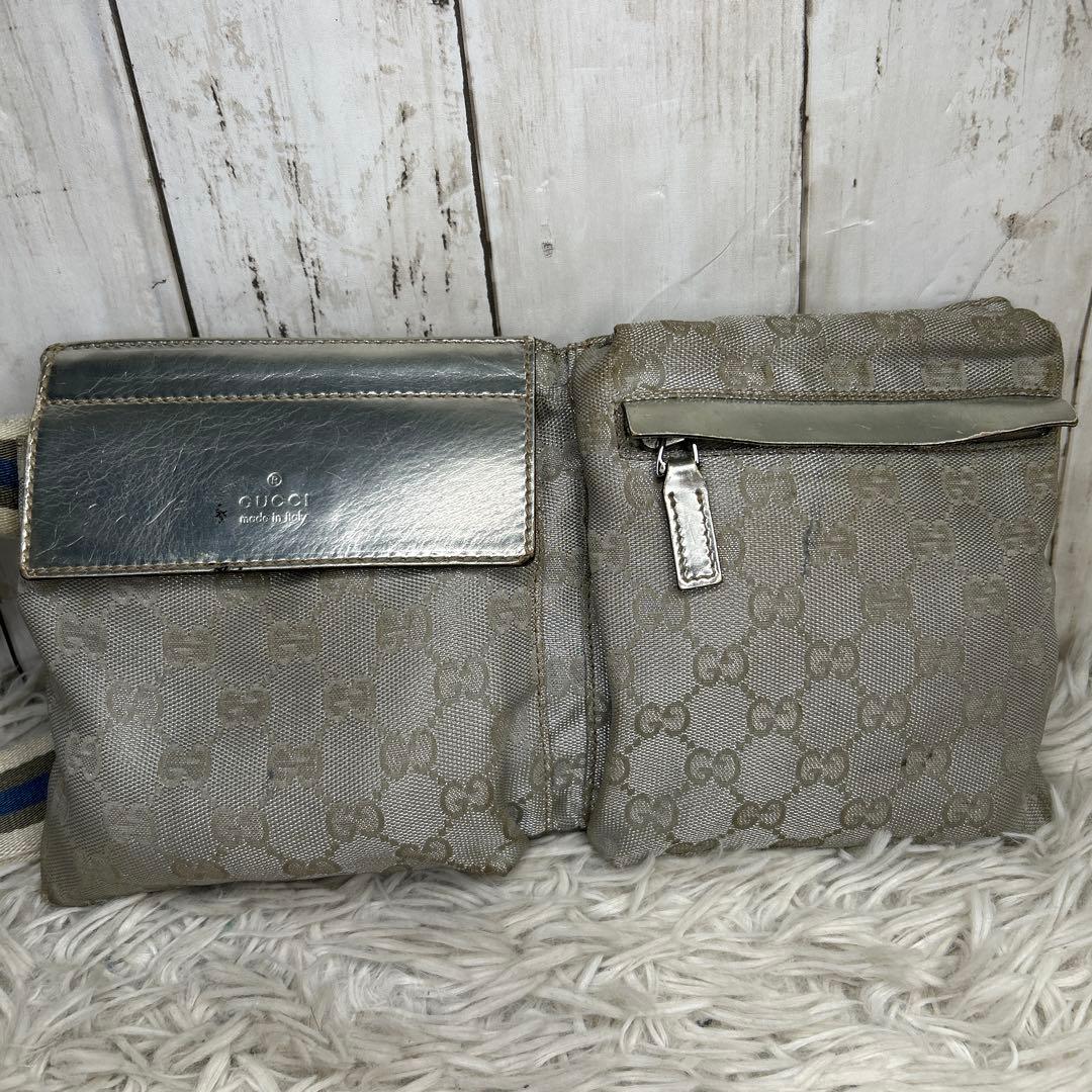 GUCCI シェリーライン　GGキャンバス ボディバッグ ウエストバッグ　銀