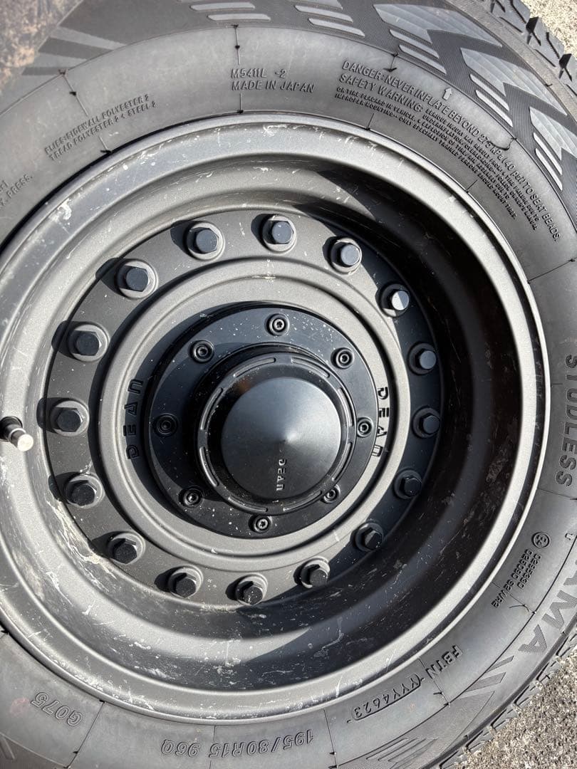 ジムニーシエラ　スタッドレス　ディーンコロラド