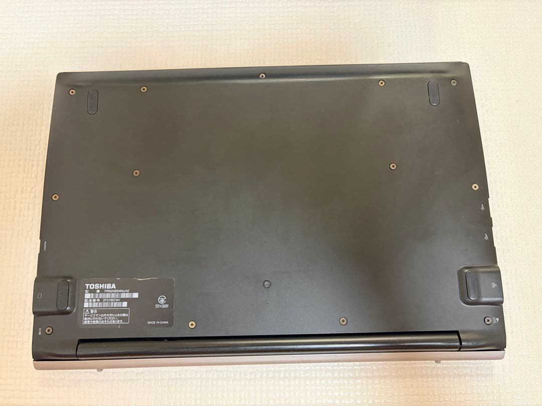 東芝 R82 ノートパソコン タッチパネル
