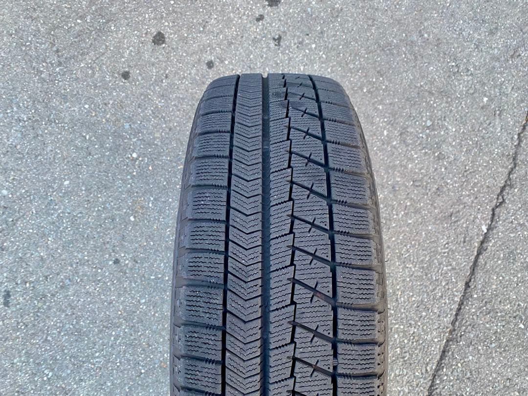 【バリ溝】スタッドレスタイヤ&ホイール185/60R15 ブリヂストンVRX