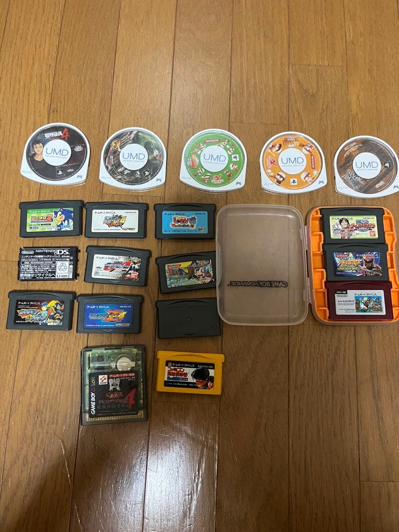 3DS、GAMEBOYなどゲームソフトのセット