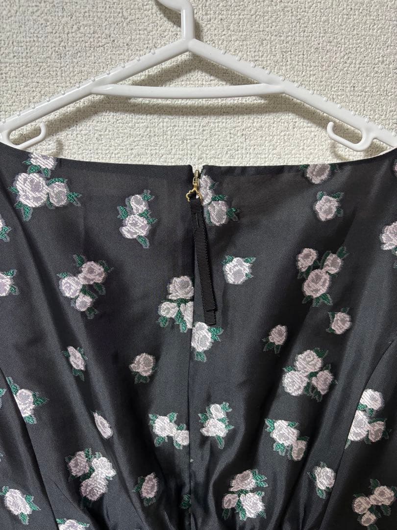 美品 TOCCA BOUQUET OF BEAUTY 花柄ワンピース ブラック