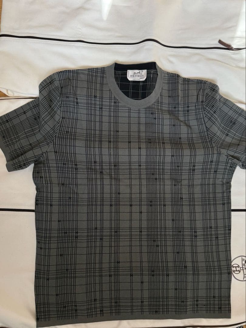 【未使用品】HERMES H柄 Tシャツ