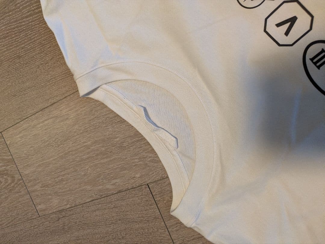モンクレール　ロゴTシャツ　xl