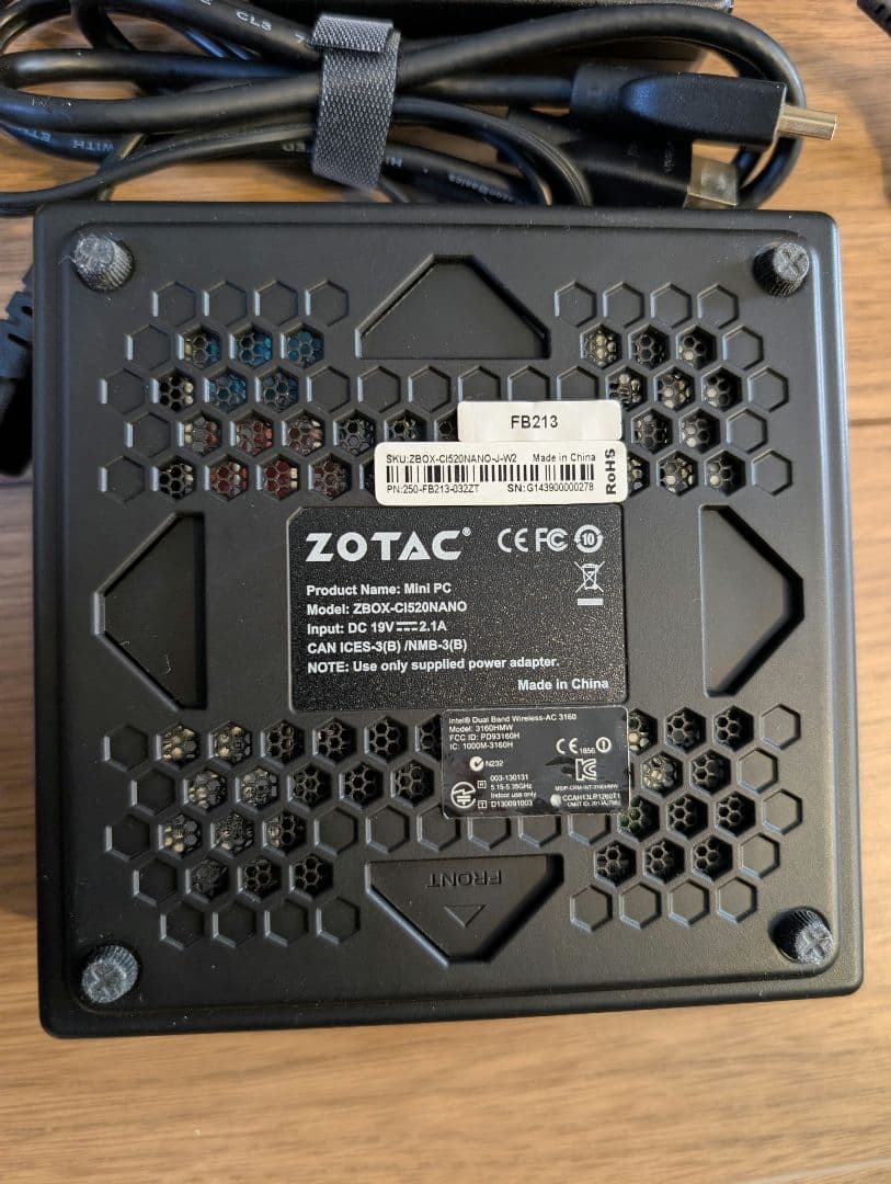 ミニPC ZOTAC ZBOX-Cl520NANO mini PC 240GB 8RAM
