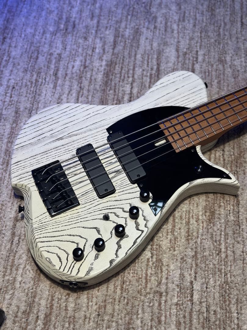 じ*ふ様 【美品】 Vola Guitars Vasti 5 STM J1