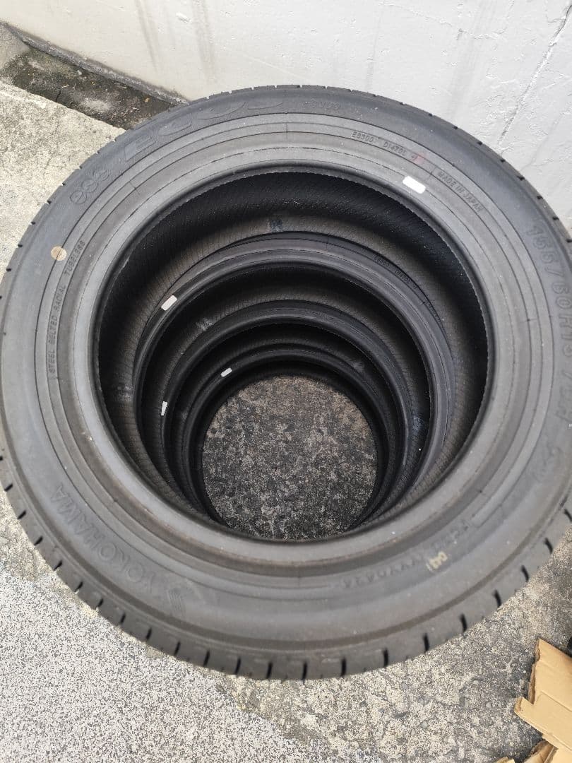 YOKOHAMA ECOS 155/60R13 70Hタイヤ