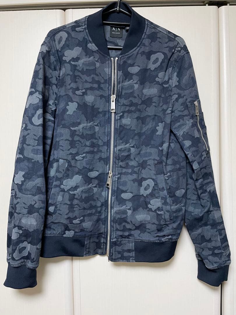 Armani Exchange MA-1ジャケット S/P 迷彩　アルマーニ