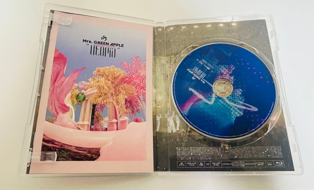 【初回限定盤】Mrs. GREEN APPLE Utopia Blu-ray