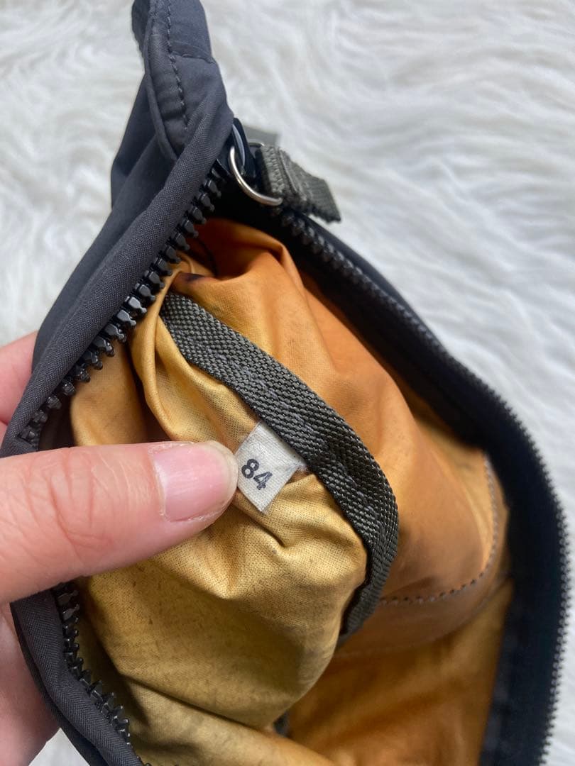 レア　Prada ウエストバッグ　unisex 男もおすすめ