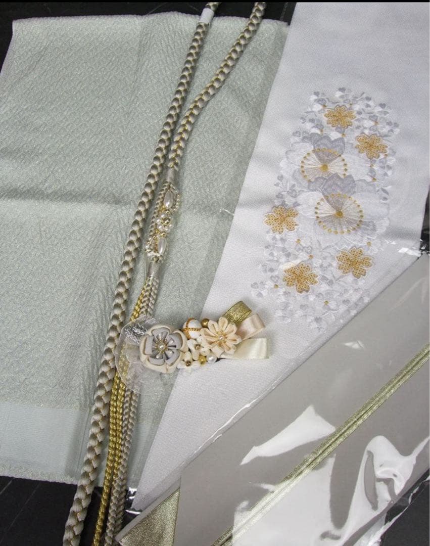 牡丹花蝶文　暈し染め　刺繍　金彩　振袖フルセット ピンク 桃色