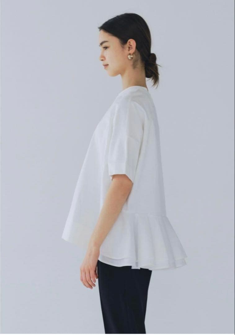 【yori】ソリッドバックフレアtee 美品　　ホワイト