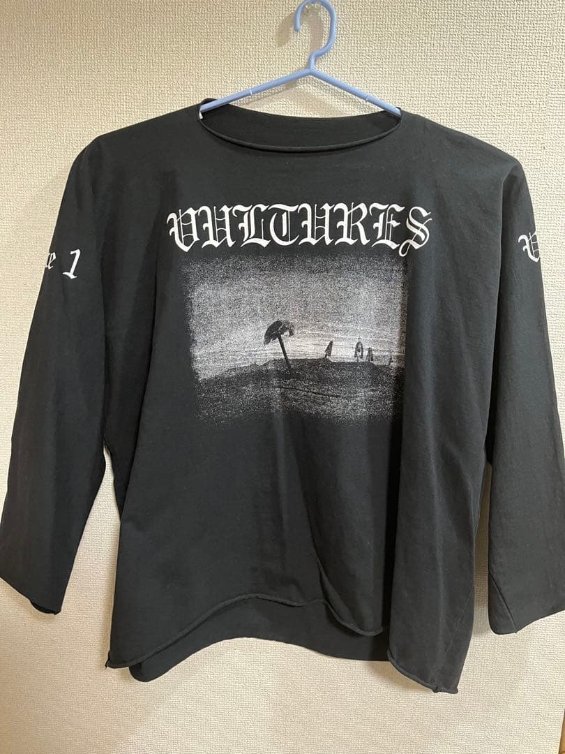 Yeezy VULTURES ロンT