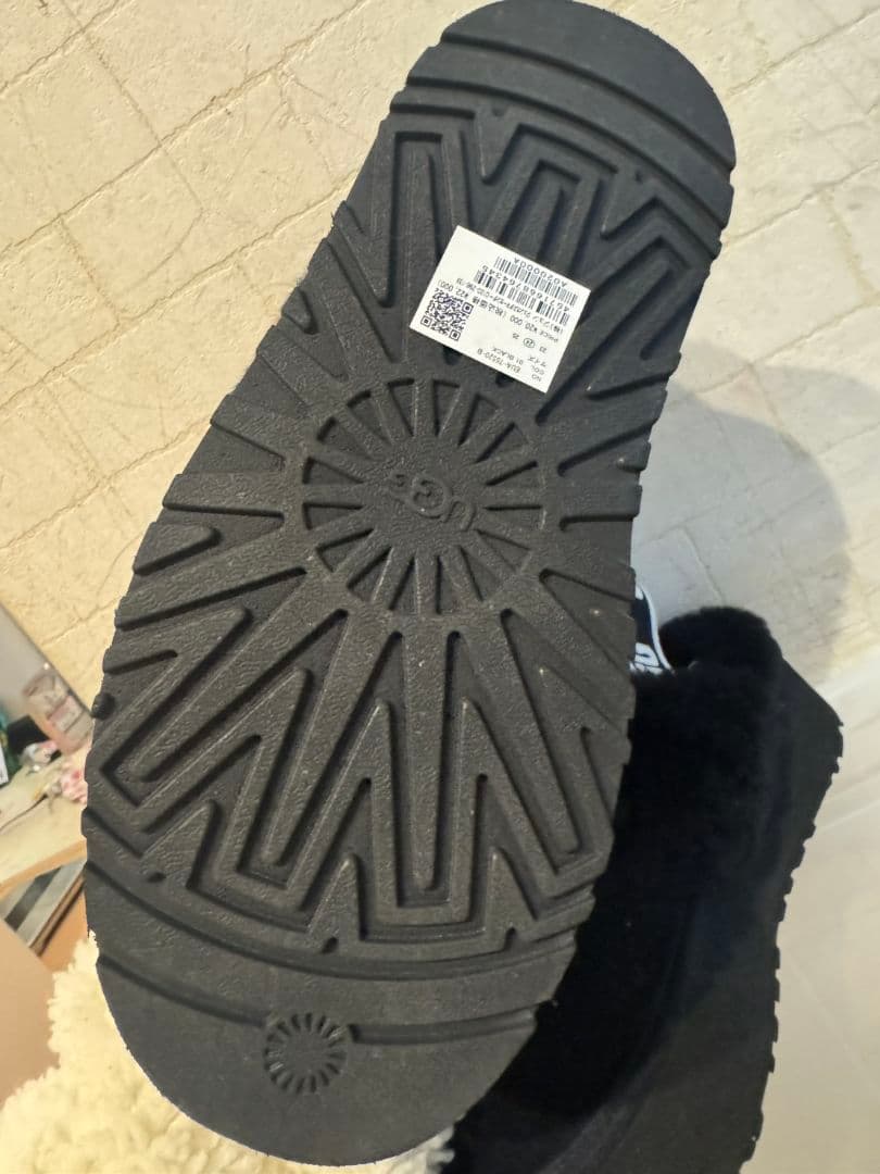 靴 UGG W FUNKETTE