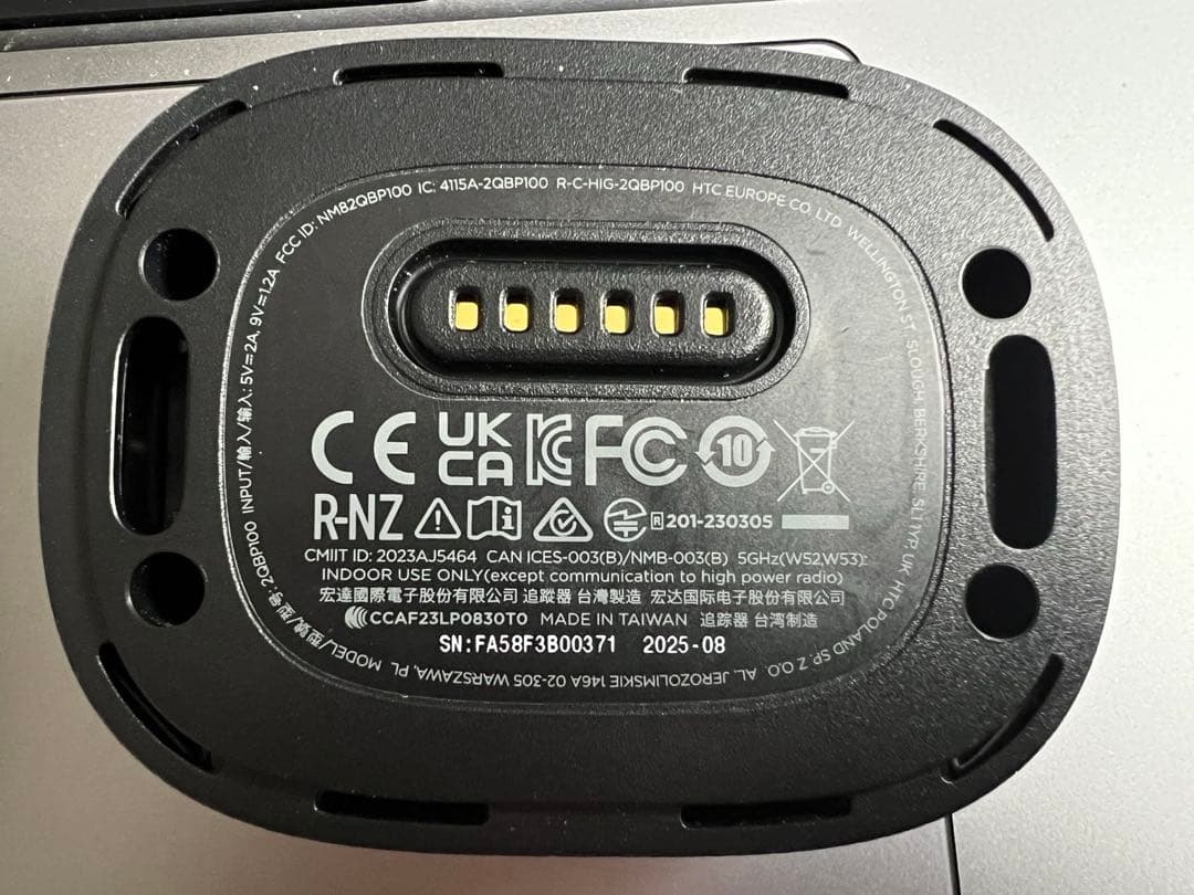 【VRCなどに】HTC Vive Ultimate Tracker２個+肘固定具