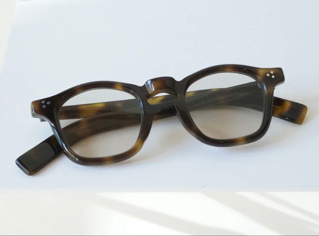guépard GP-05 (Lens: BROWN)
