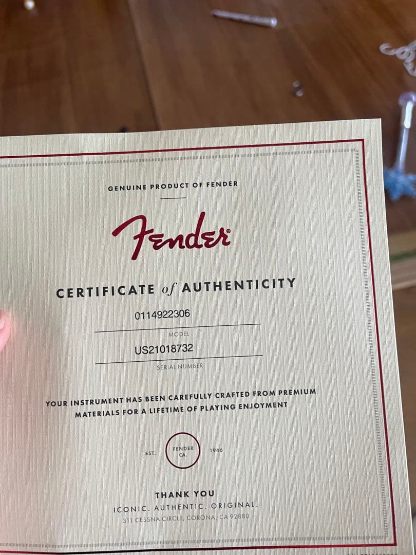 ベース Fender American Performer Stratocaster