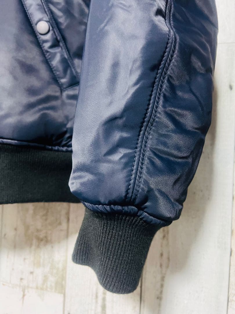 極名作 UNIQLO MA-1 2wayフライトジャケット 光沢 黒 紺 短丈