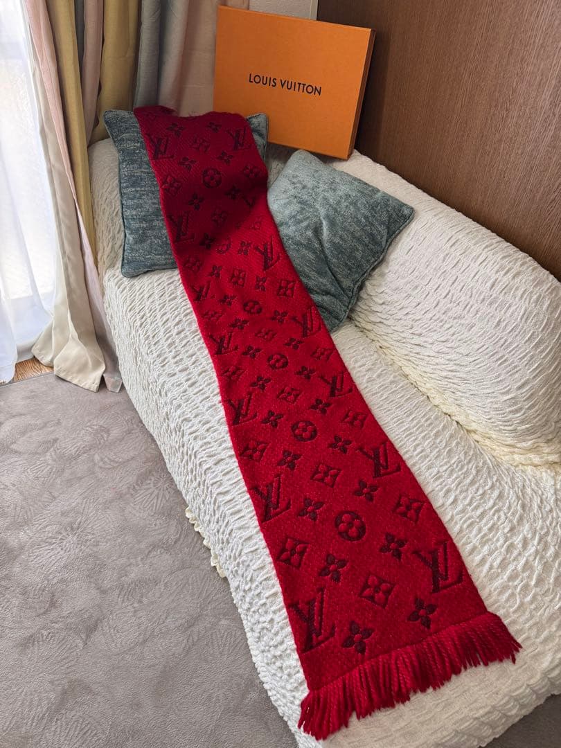 最終値下げ中♡23時まで　LOUIS VUITTON 赤