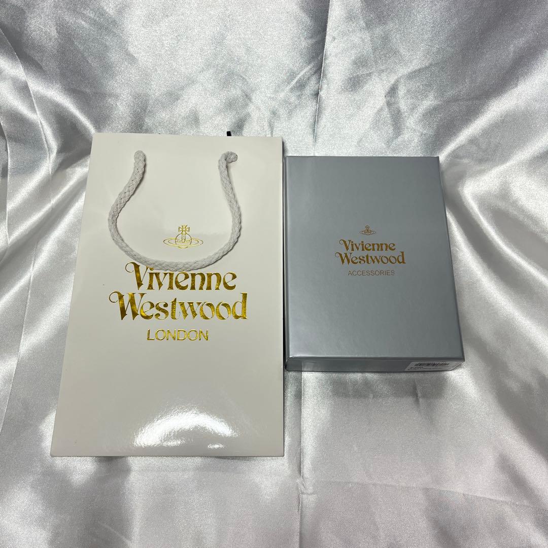 新品 Vivienne Westwood黒 ブラック 金色オーブ 三つ折り財布